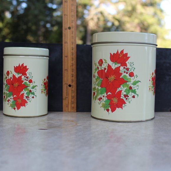 Hartin International Vintage holiday nesting tins pair of 2 - poinsettias - Picture 7 of 11